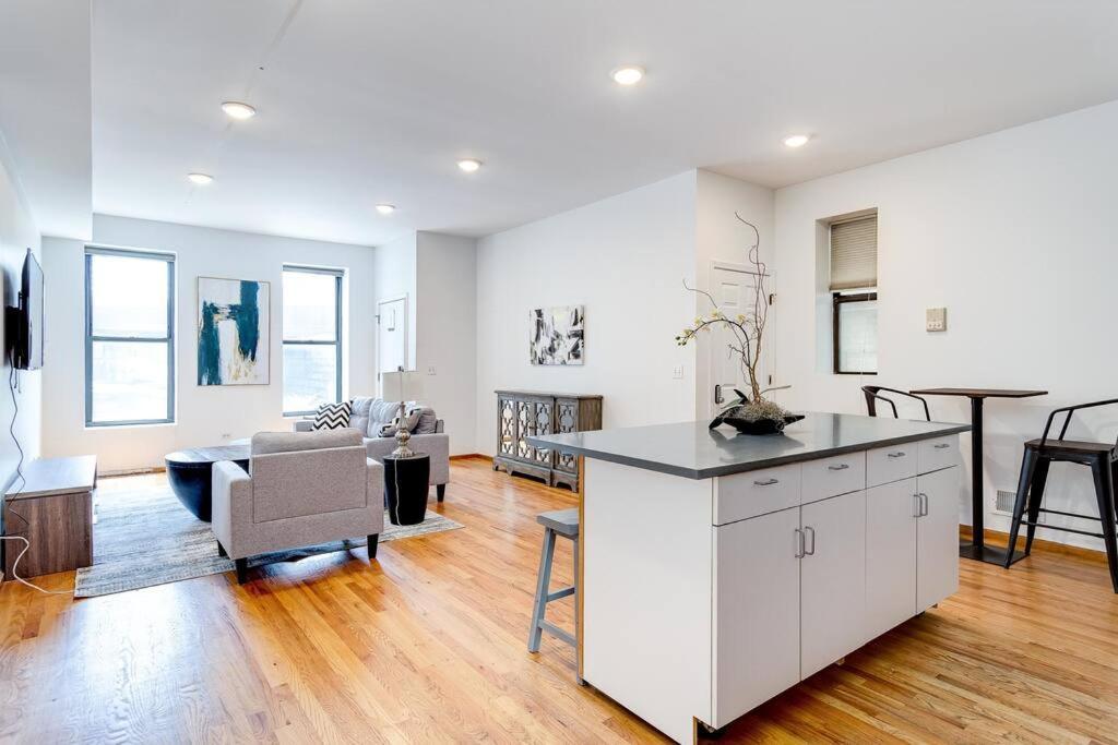 Goose Island Central Downtown Prime Location With Access To Patio Chi - 1 Chicago Exterior foto